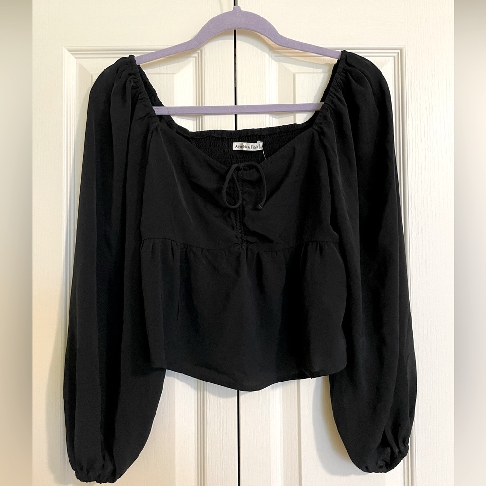 BNWT Abercrombie Black Blouse
